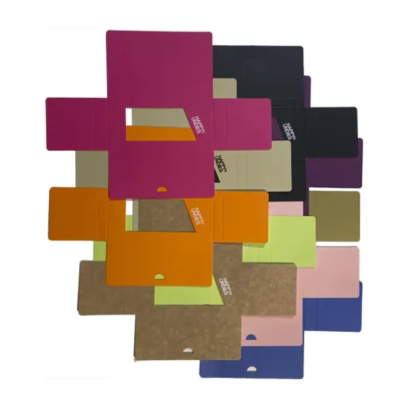 Flache Marken-Geschenkbox – zum Selbstzusammenbauen