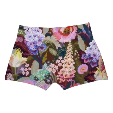 Lilacs Boxer